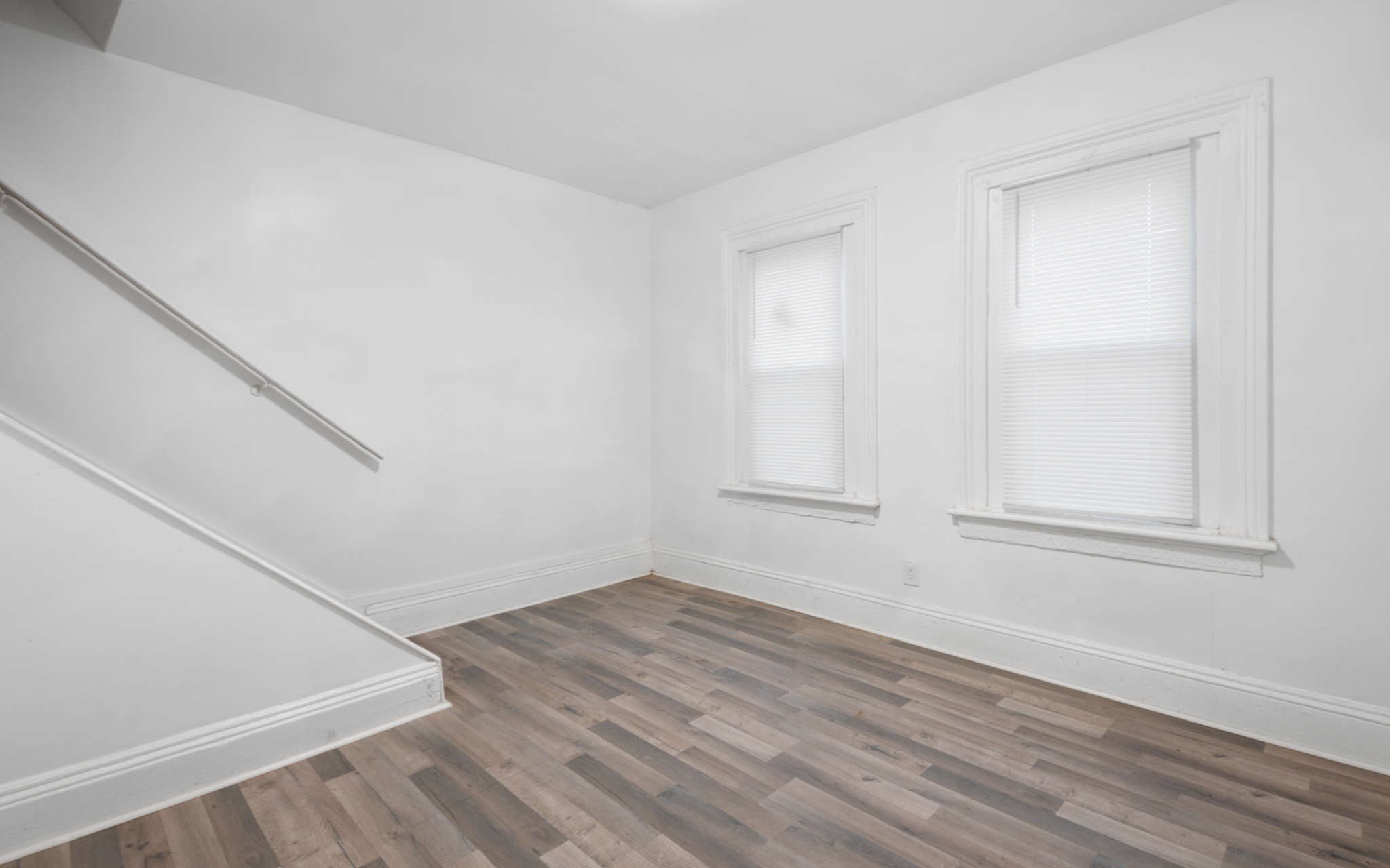House for rent at 1361 E 45th St, Cleveland OH — photo 6