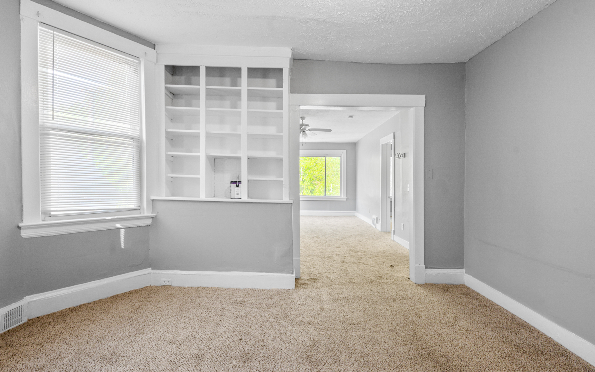 Triplex for rent at 1261 E 99th St, Cleveland OH — photo 9