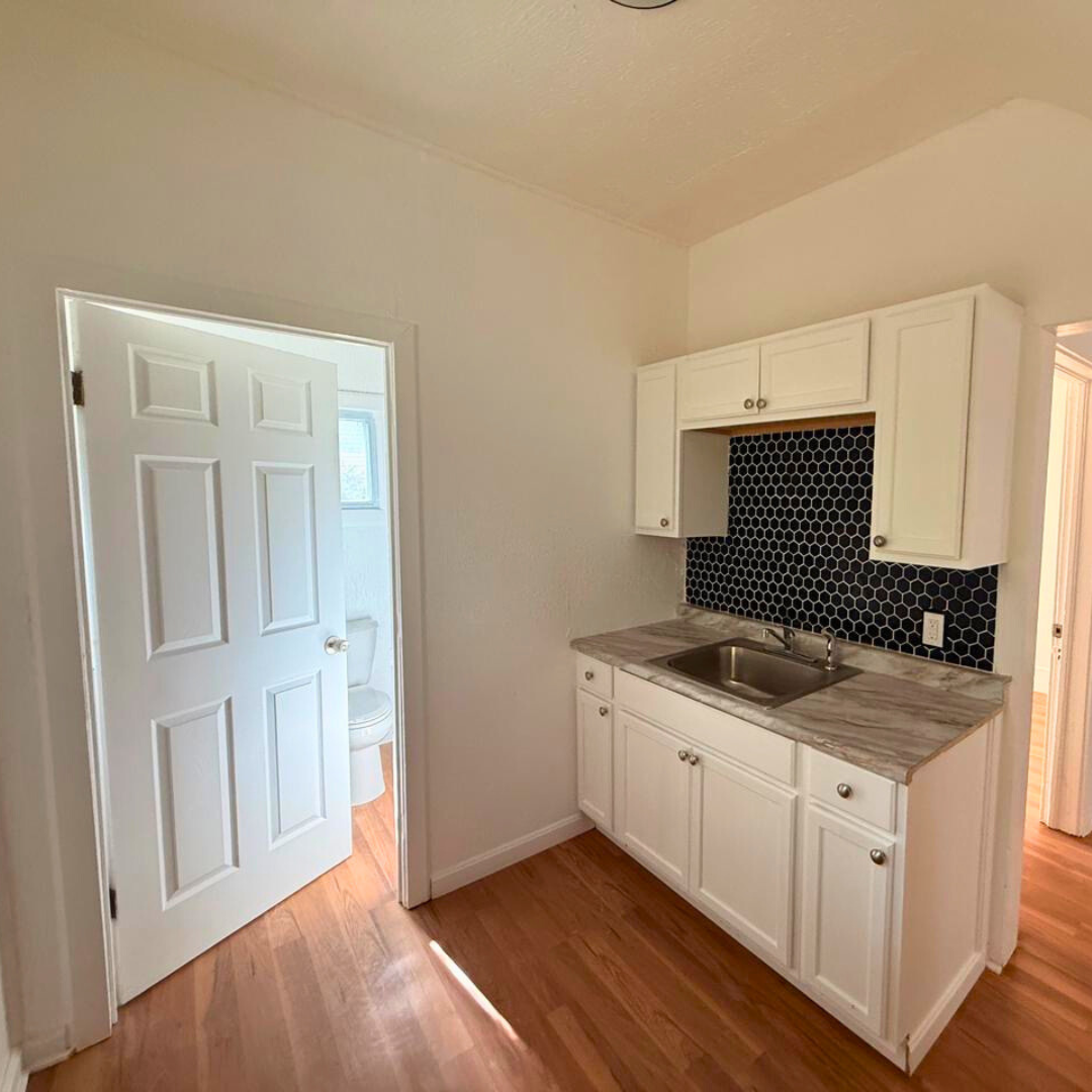 House for rent at 2995 E 125th St, Cleveland OH — photo 4