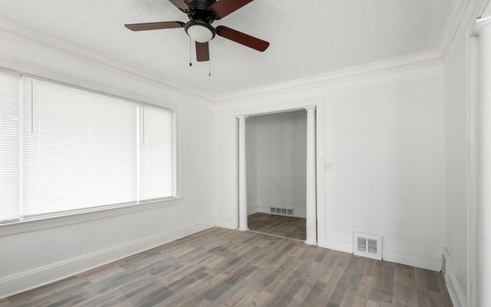 Duplex for rent at 8511 Jeffries Ave, Cleveland OH — photo 8