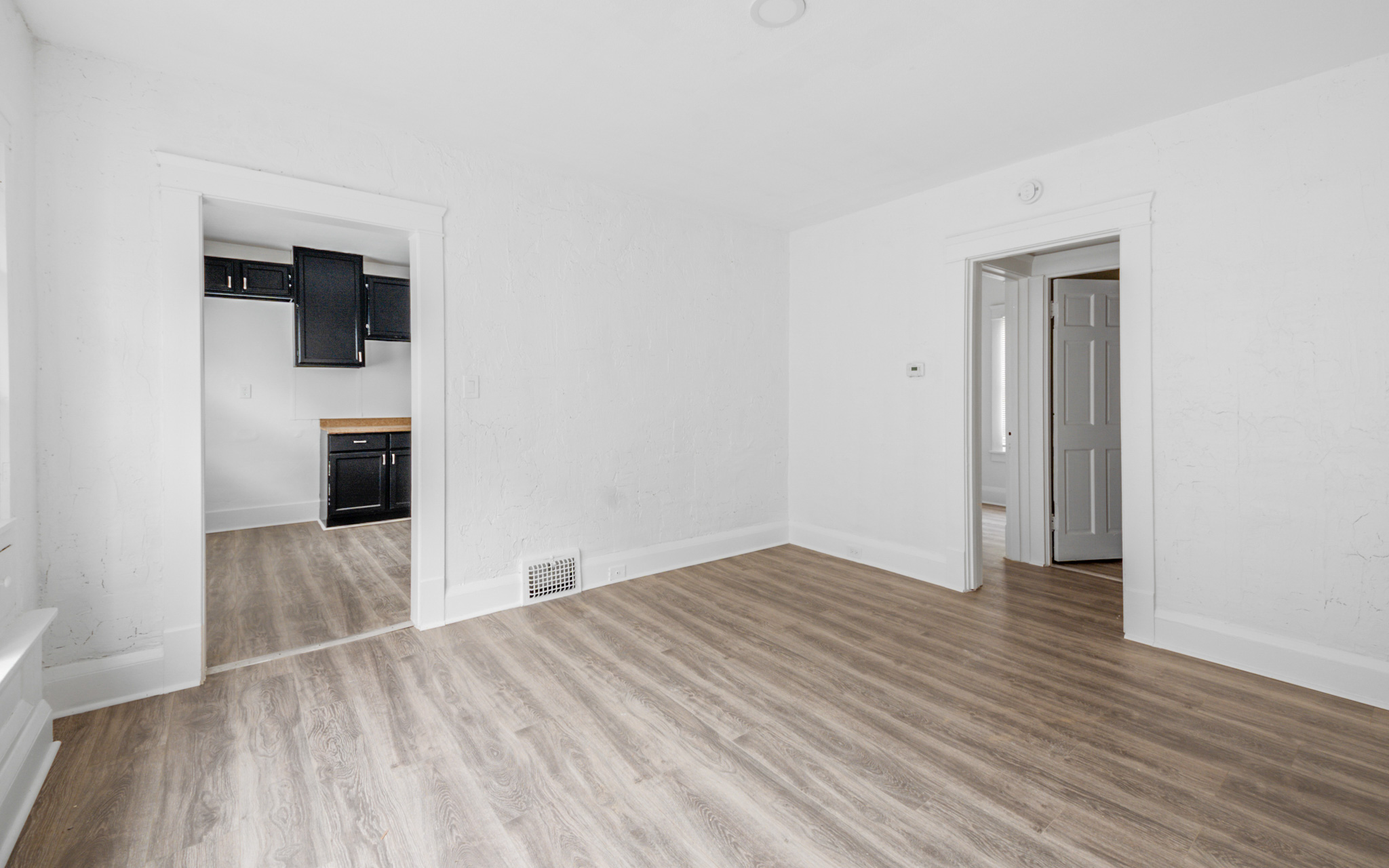 Duplex for rent at 8002 Maryland Ave, Cleveland OH — photo 9