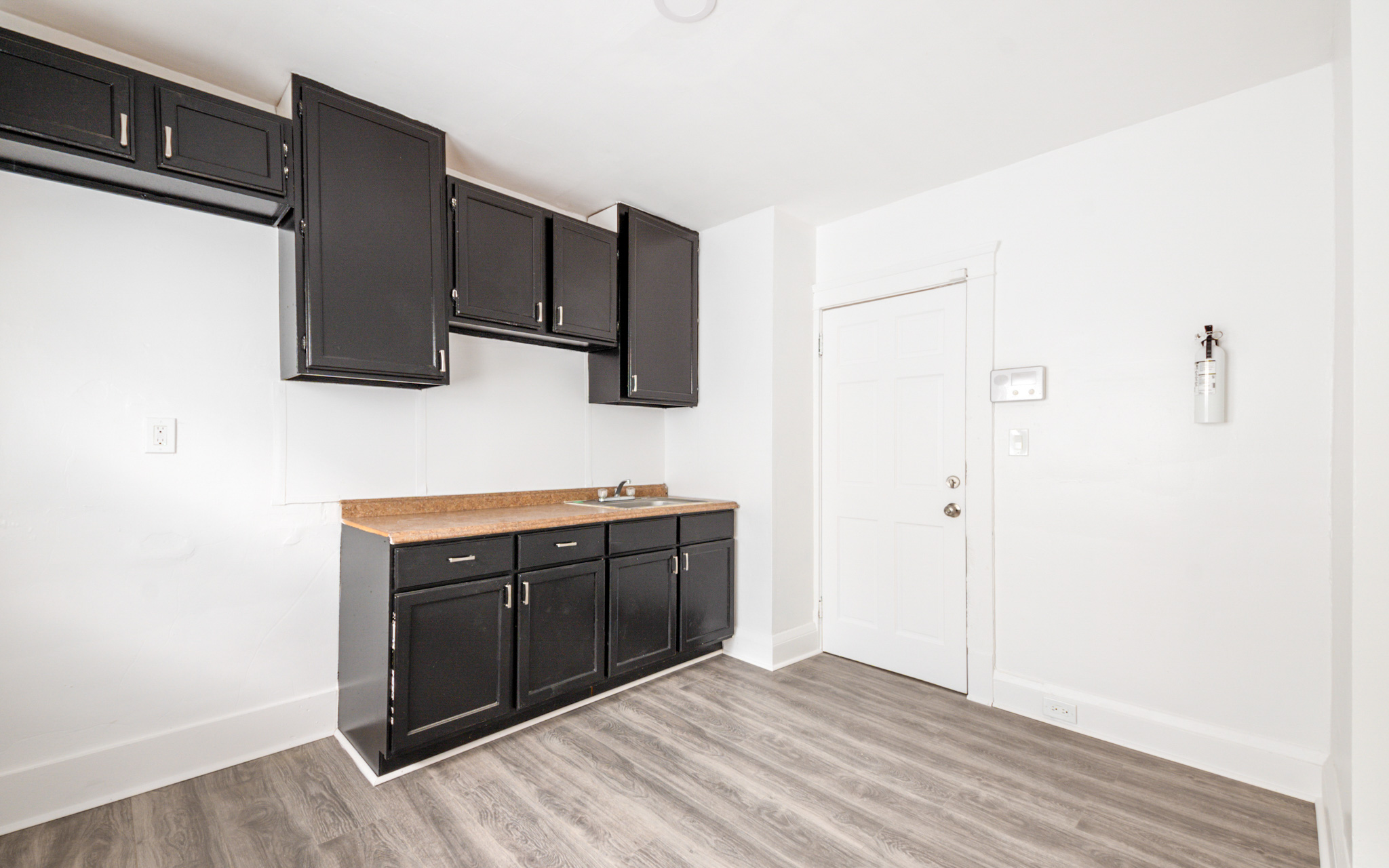 Duplex for rent at 8002 Maryland Ave, Cleveland OH — photo 12