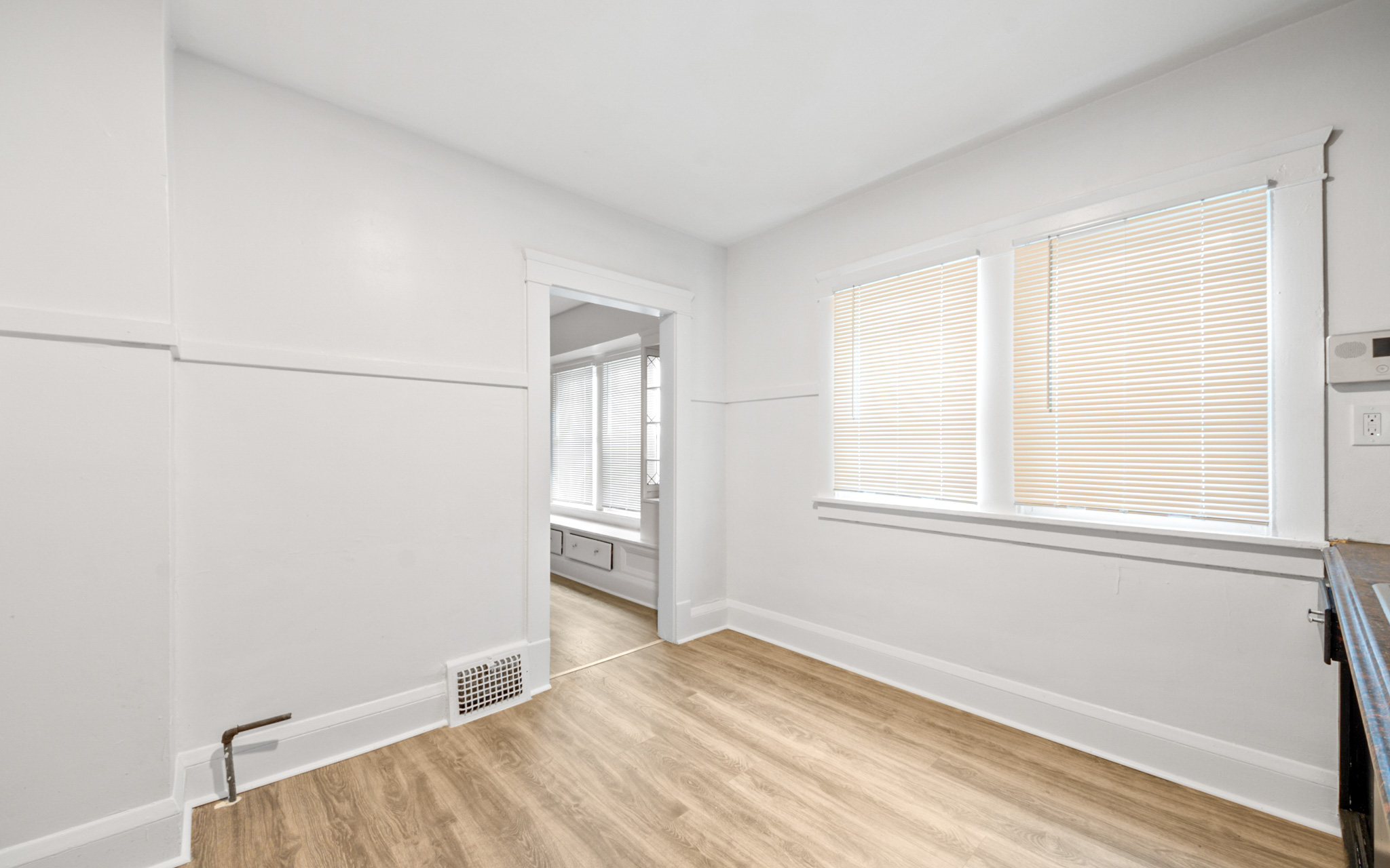 Duplex for rent at 8002 Maryland Ave, Cleveland OH — photo 3