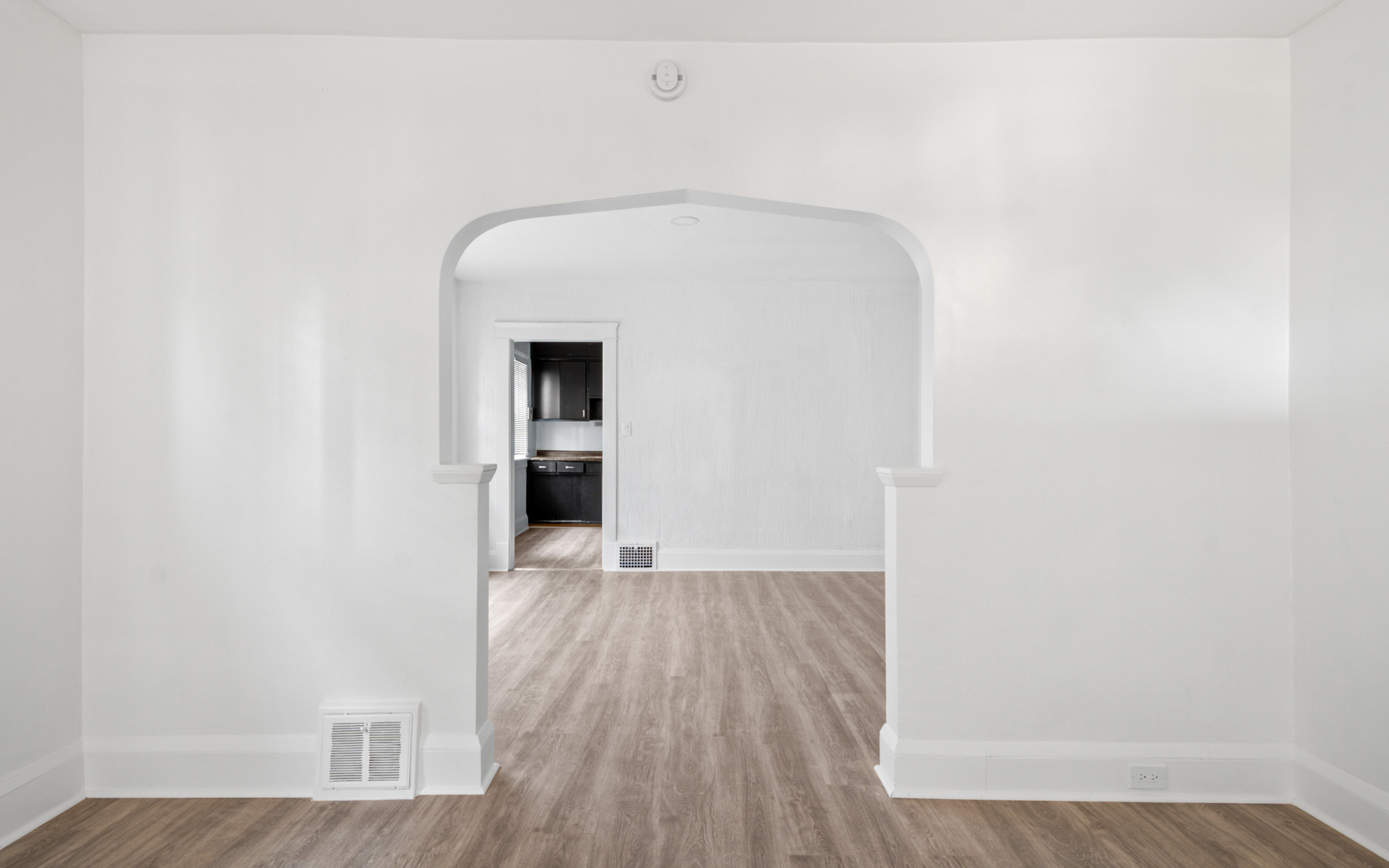 Duplex for rent at 8002 Maryland Ave, Cleveland OH — photo 9