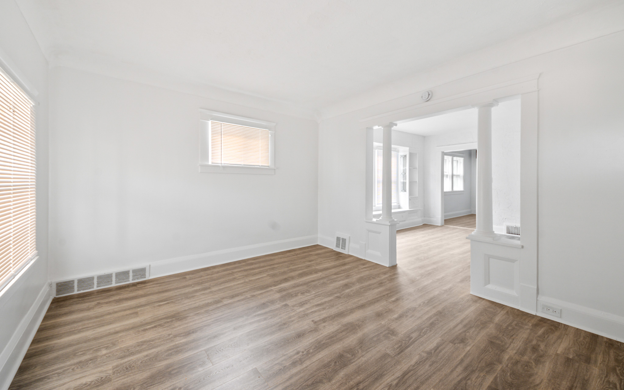 Duplex for rent at 8002 Maryland Ave, Cleveland OH — photo 11