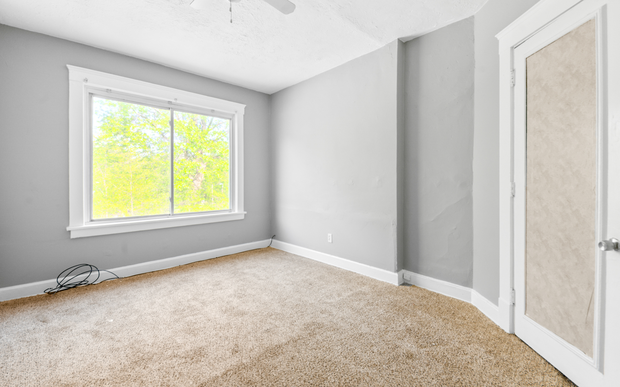 Triplex for rent at 1261 E 99th St, Cleveland OH — photo 9