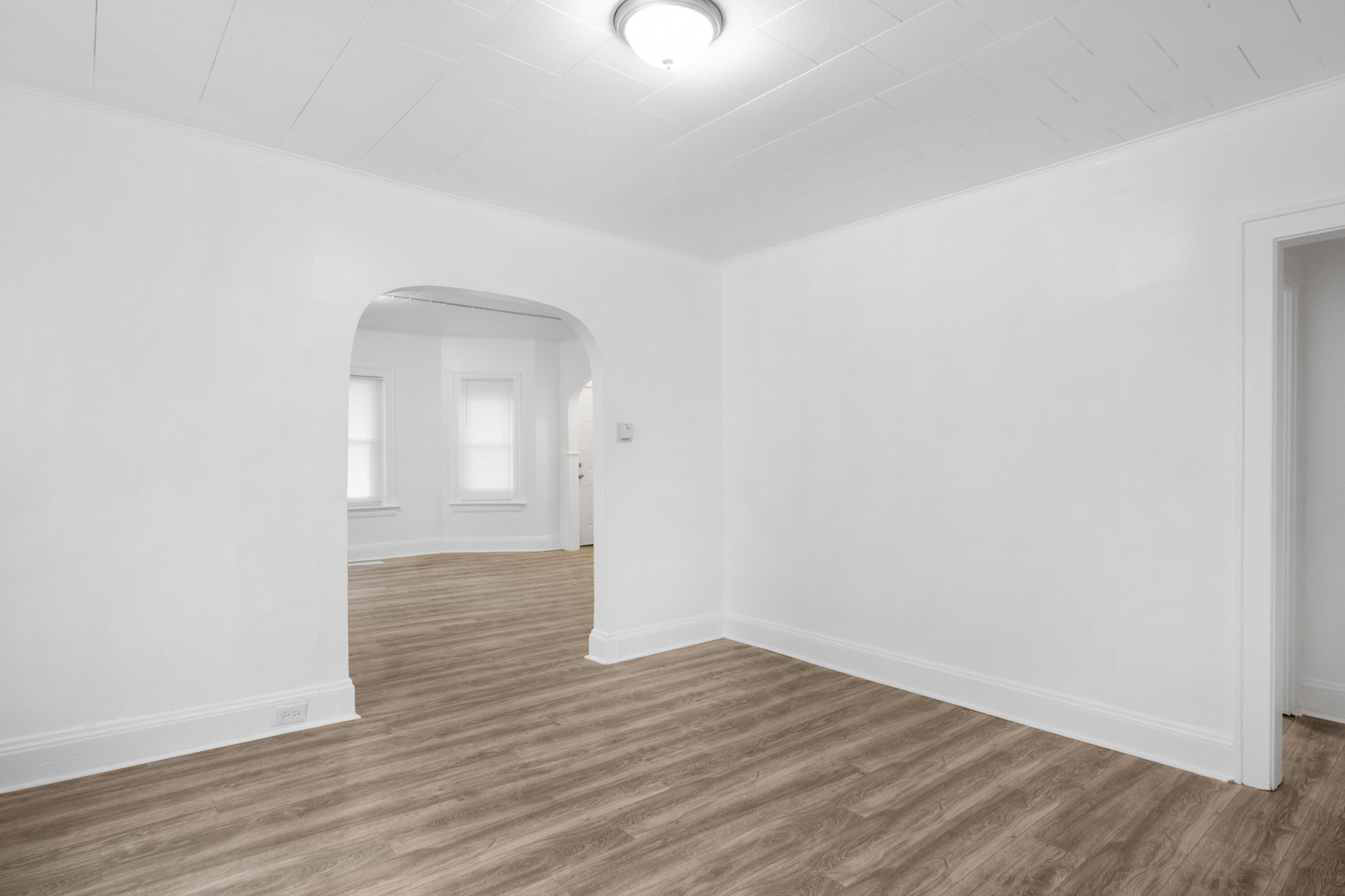 Duplex for rent at 13500 3rd Ave, East Cleveland OH — photo 10