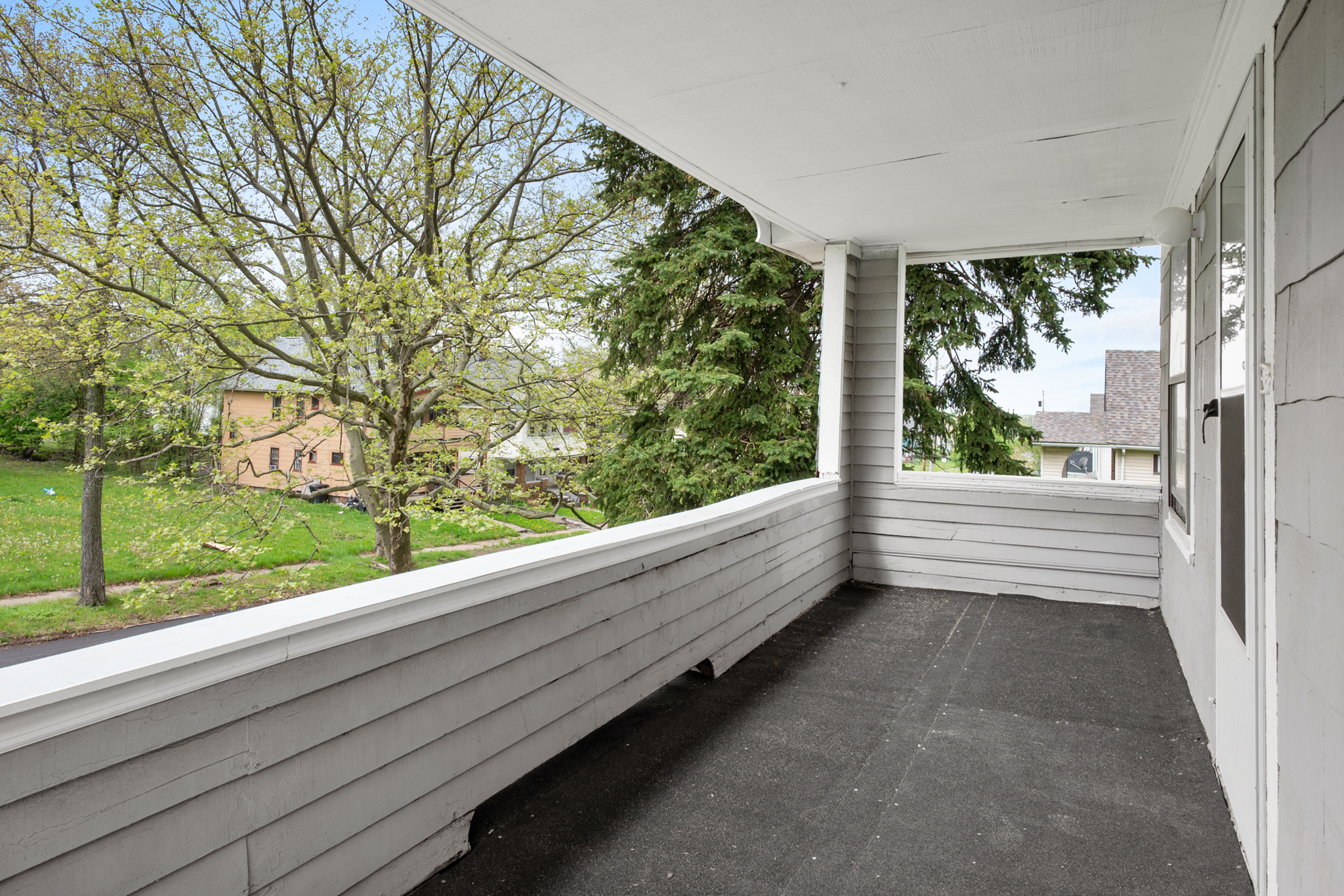 Duplex for rent at 10413 Mount Auburn Ave, Cleveland OH — photo 4