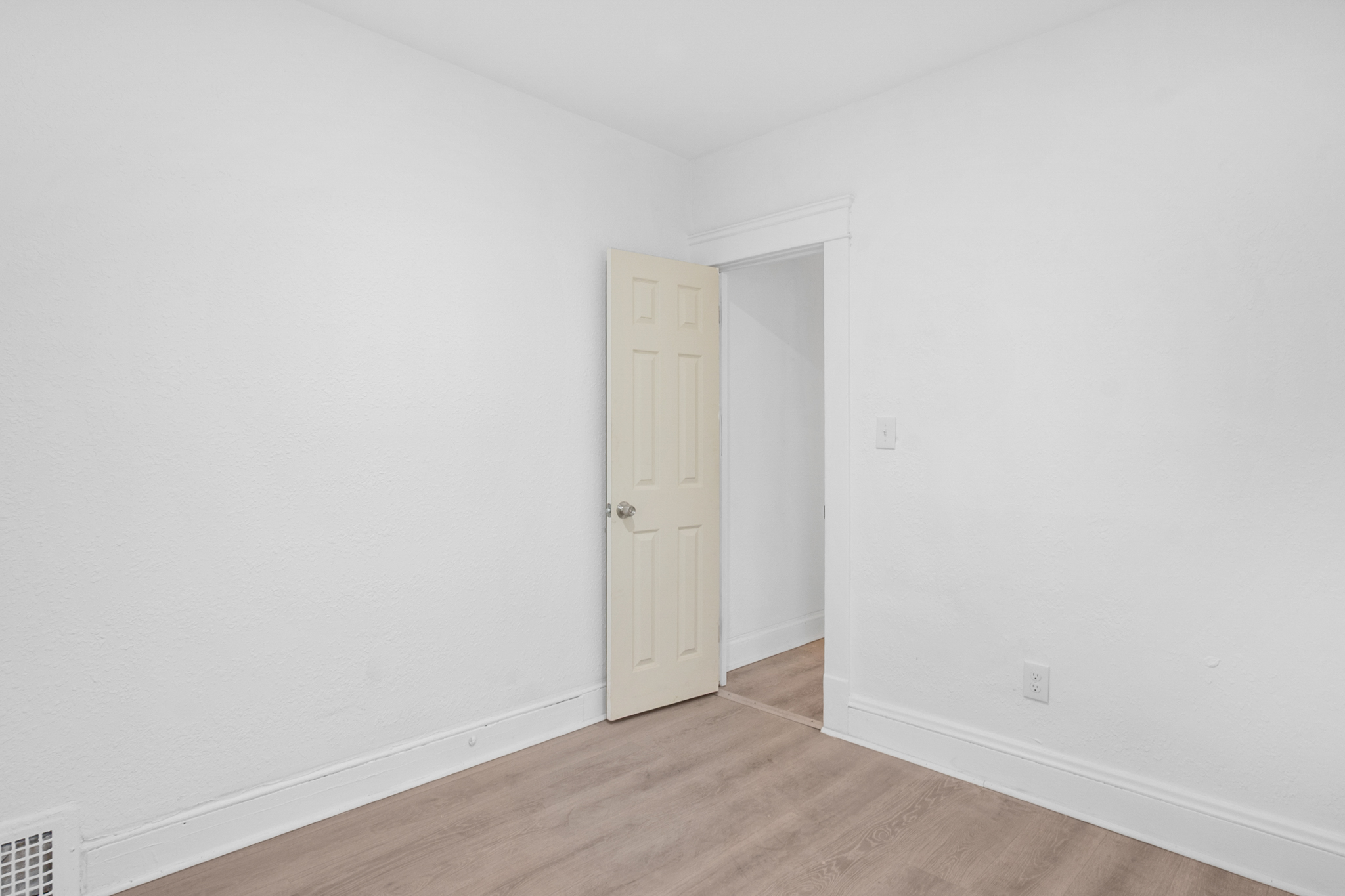 Duplex for rent at 10413 Mount Auburn Ave, Cleveland OH — photo 12