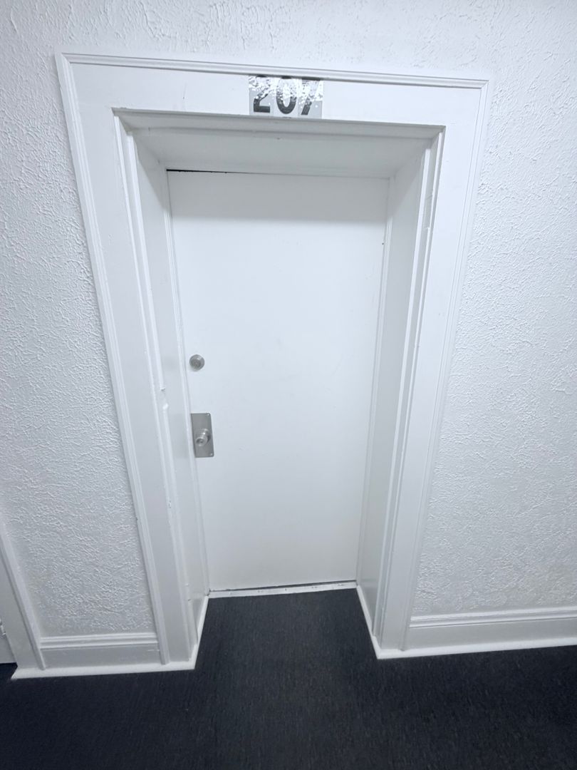 Apartment for rent at 13671 Euclid Ave, East Cleveland OH — photo 5