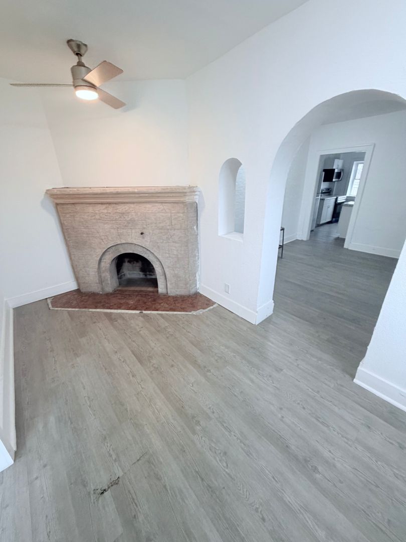 Apartment for rent at 13671 Euclid Ave, East Cleveland OH — photo 9