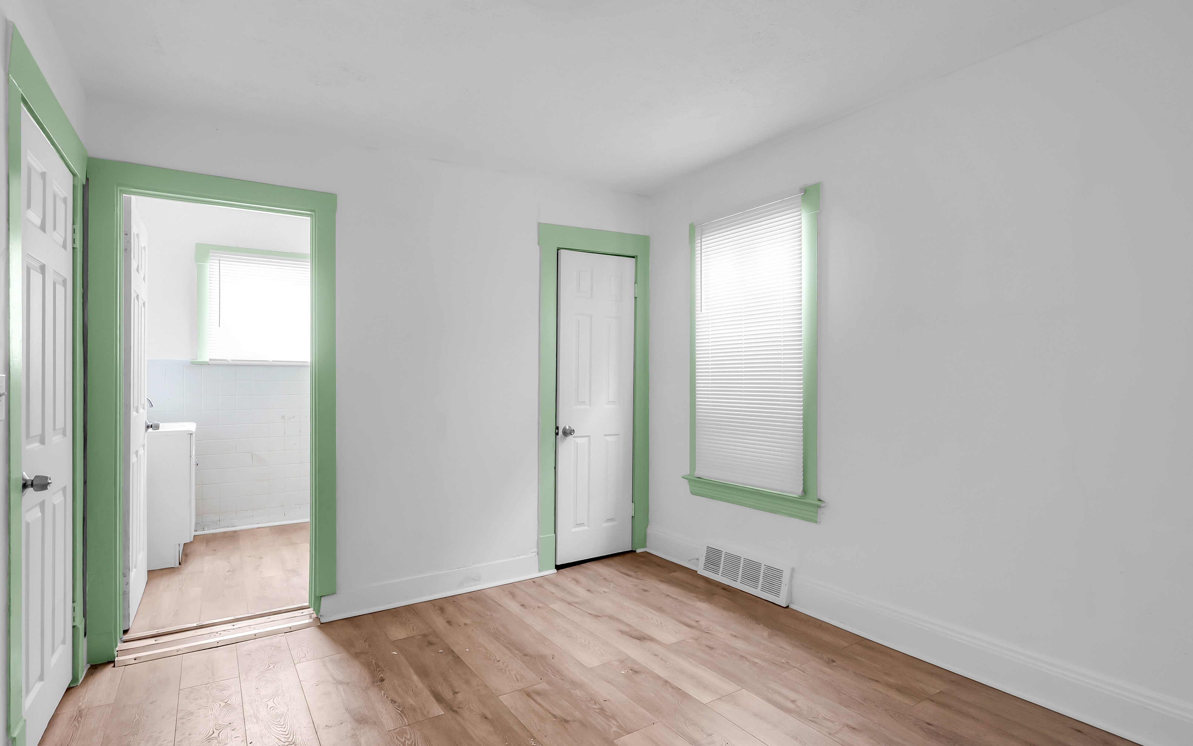 Apartment for rent at 509 E 143rd St, Cleveland OH — photo 7