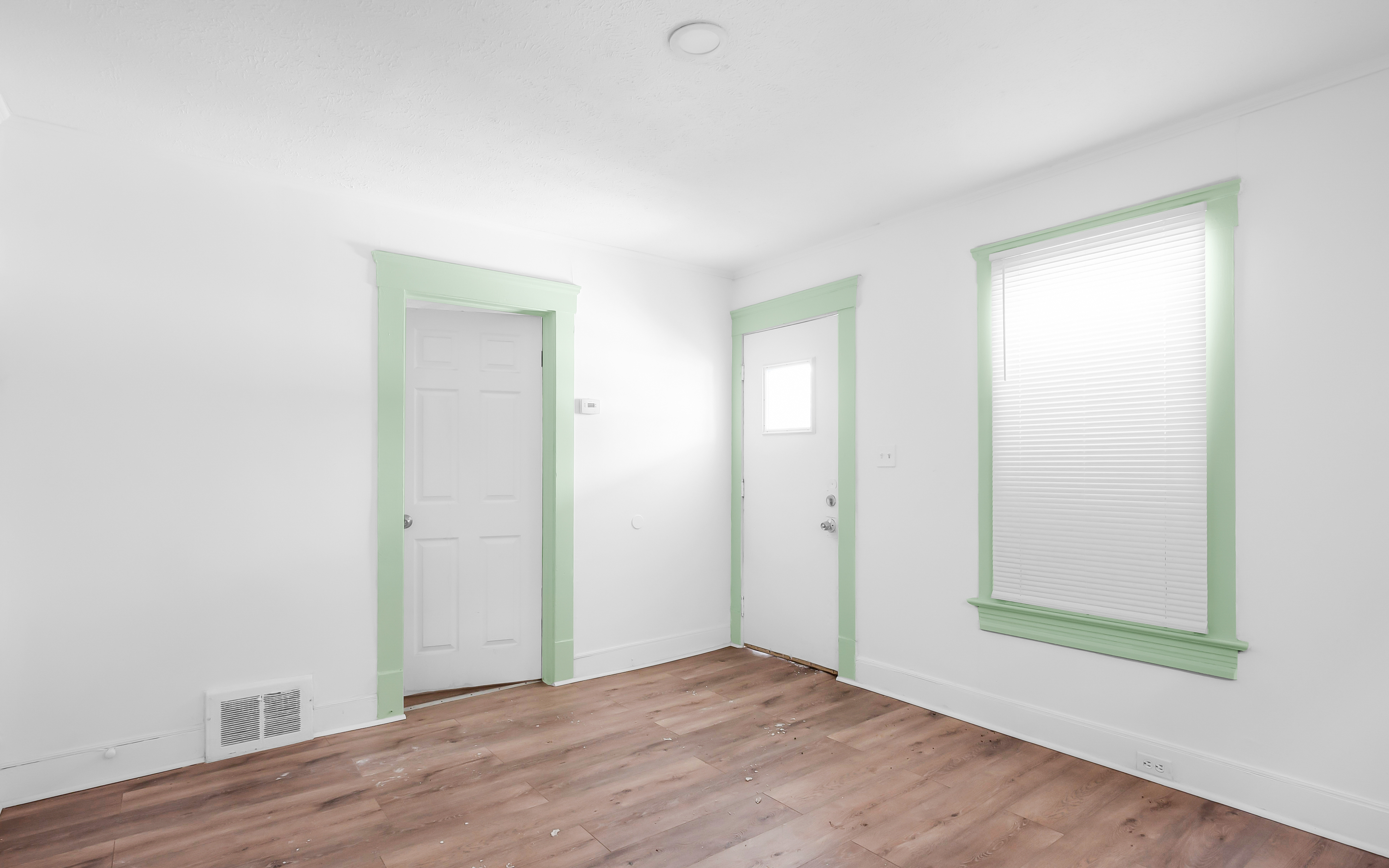 Apartment for rent at 509 E 143rd St, Cleveland OH — photo 9