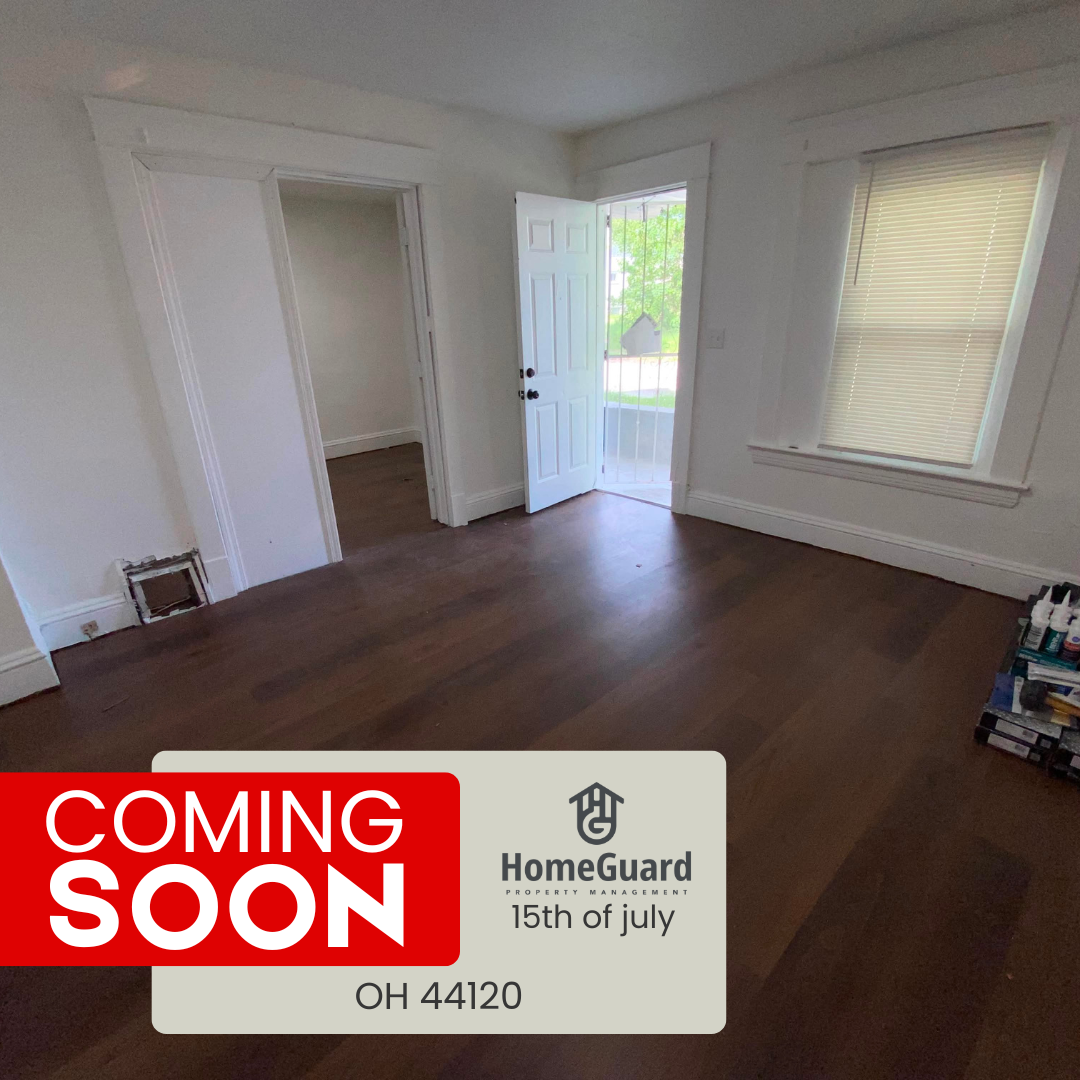 Fourplex for rent at 2936 E 117th St, Cleveland OH — photo 2