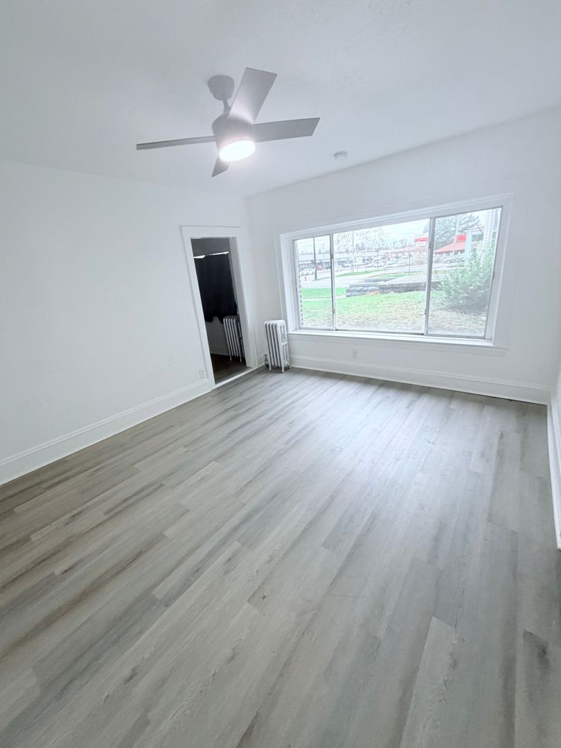 Apartment for rent at 13671 Euclid Ave, East Cleveland OH — photo 11