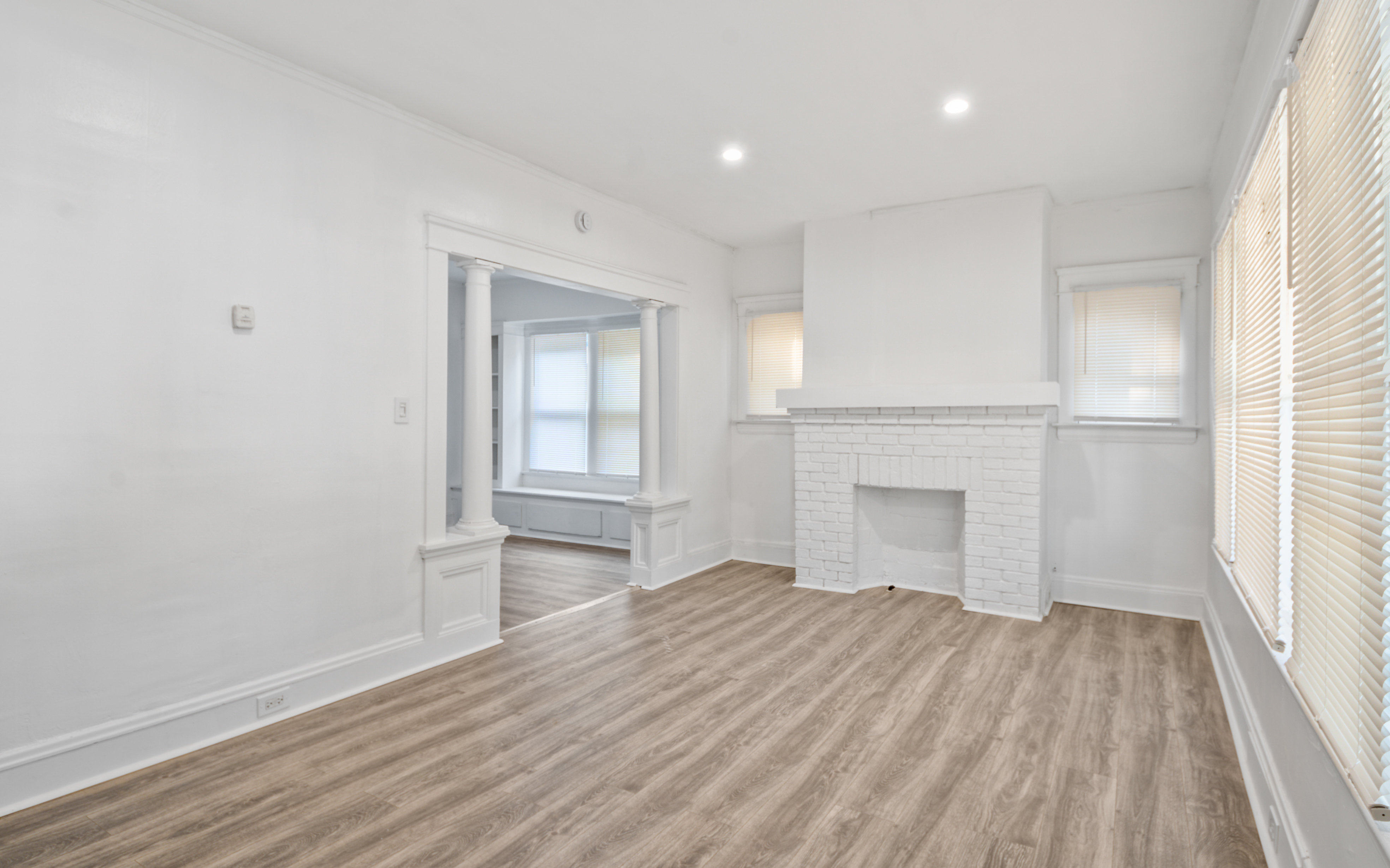 Duplex for rent at 635 E 124th St, Cleveland OH — photo 4