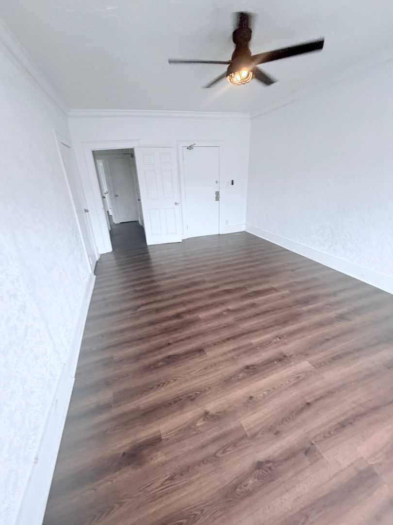 Apartment for rent at 13671 Euclid Ave, East Cleveland OH — photo 11