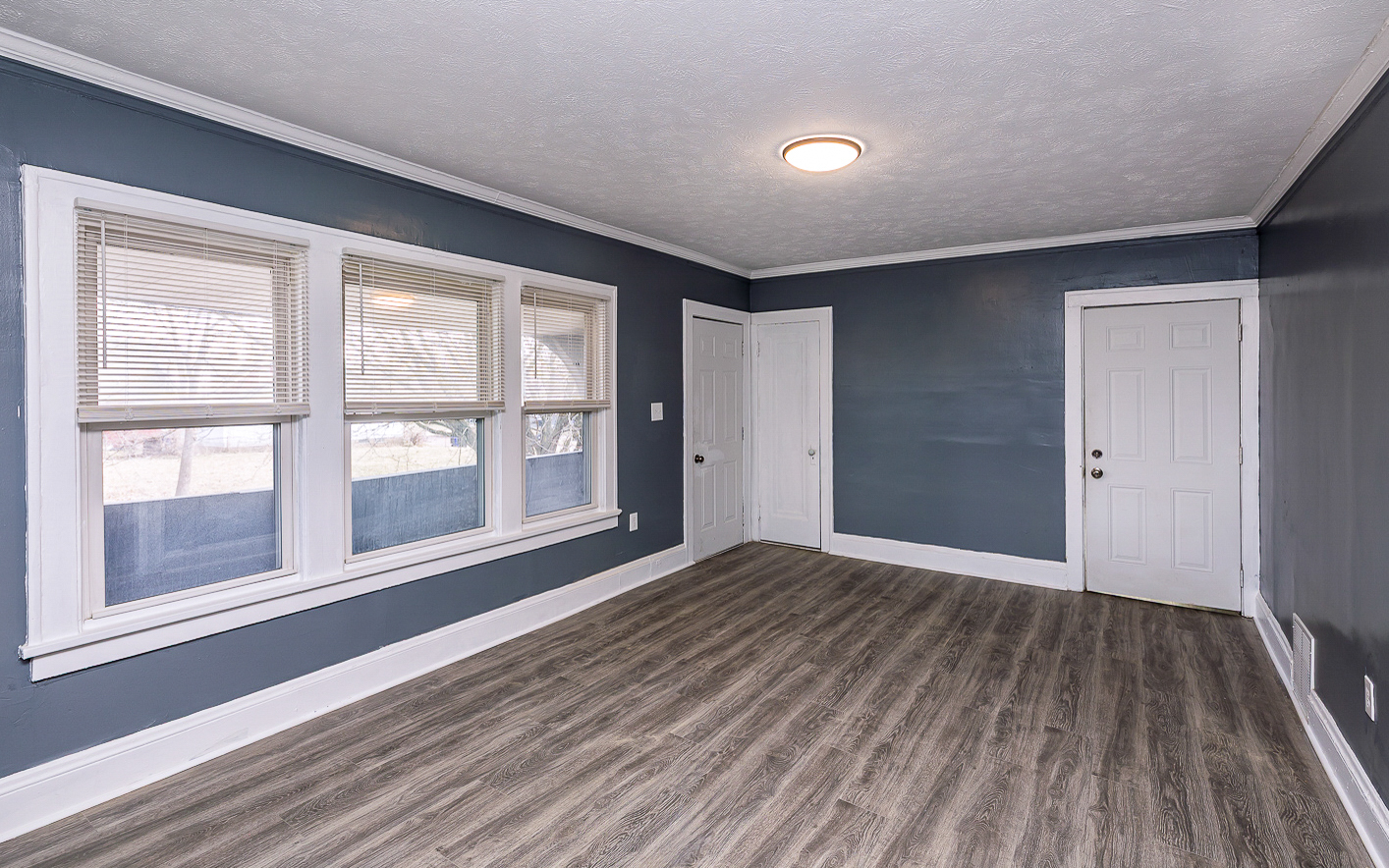 Duplex for rent at 3924 E 123rd St, Cleveland OH — photo 2