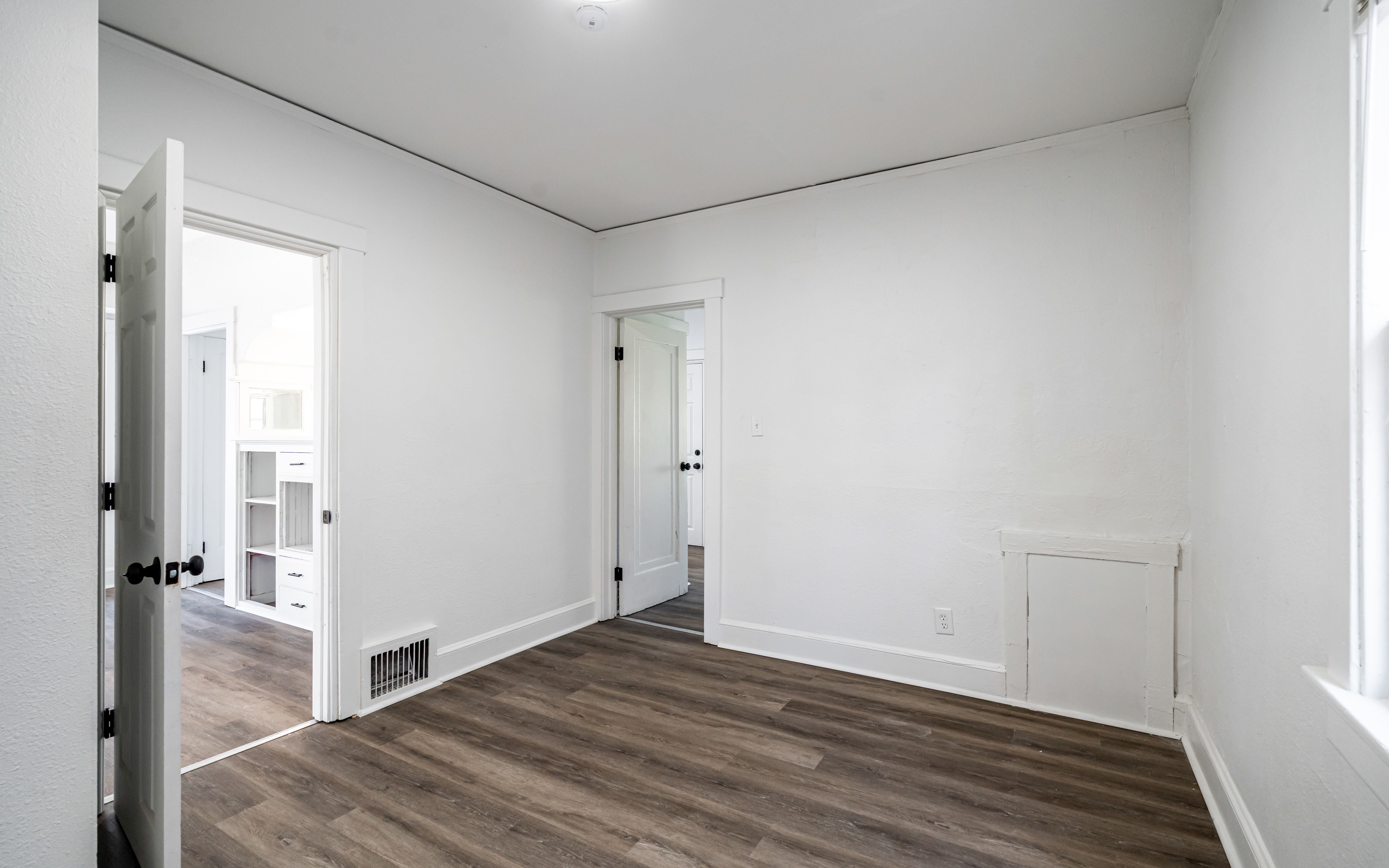 Duplex for rent at 3151 N 11th St, Milwaukee WI — photo 10